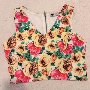 Women’s colorful crop top